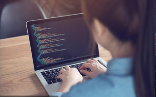 神木 api php源码,下载的php源码怎么运行呢？